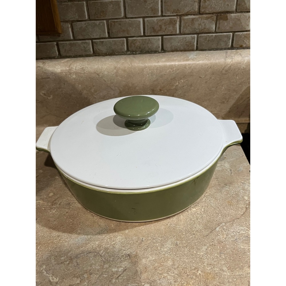 Vintage Corning Ware P-701-B Avocado Green 1 Quart Round Casserole Dish with Lid